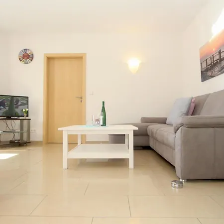 Apartment Rosenweg 16 2